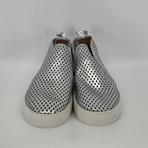Jibs Size 11 Women 9 Men Mid Rise Silver Slip On Bootie Shoe $80 msrp J16-7 - Picture 2 of 7